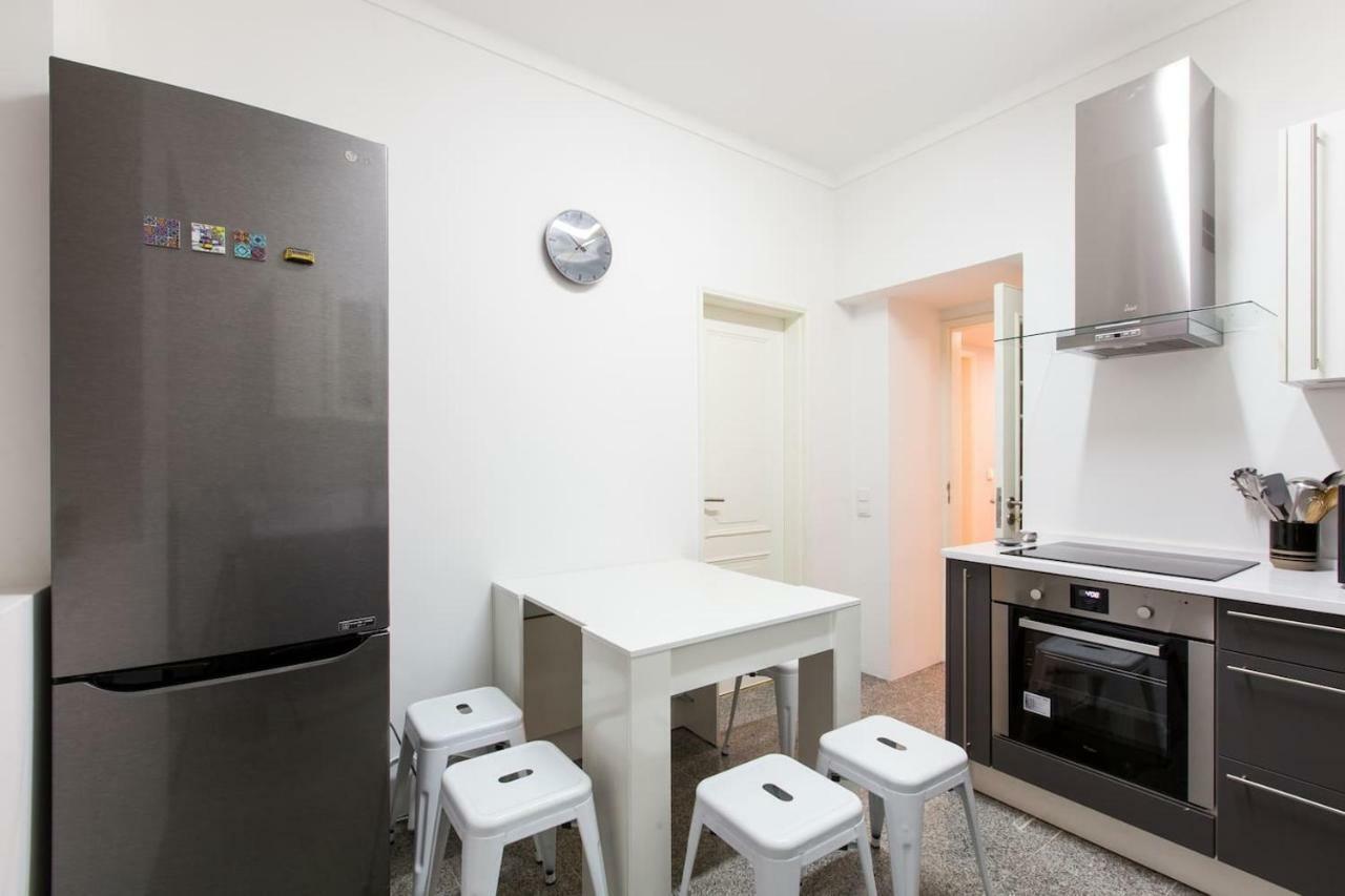 Ferienwohnung Calcada Do Combro Lissabon Exterior foto